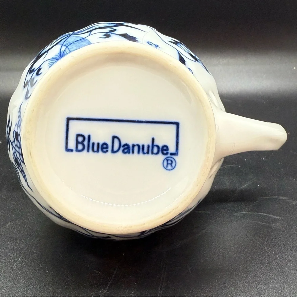 Blue Danube Japan Creamer 3.5